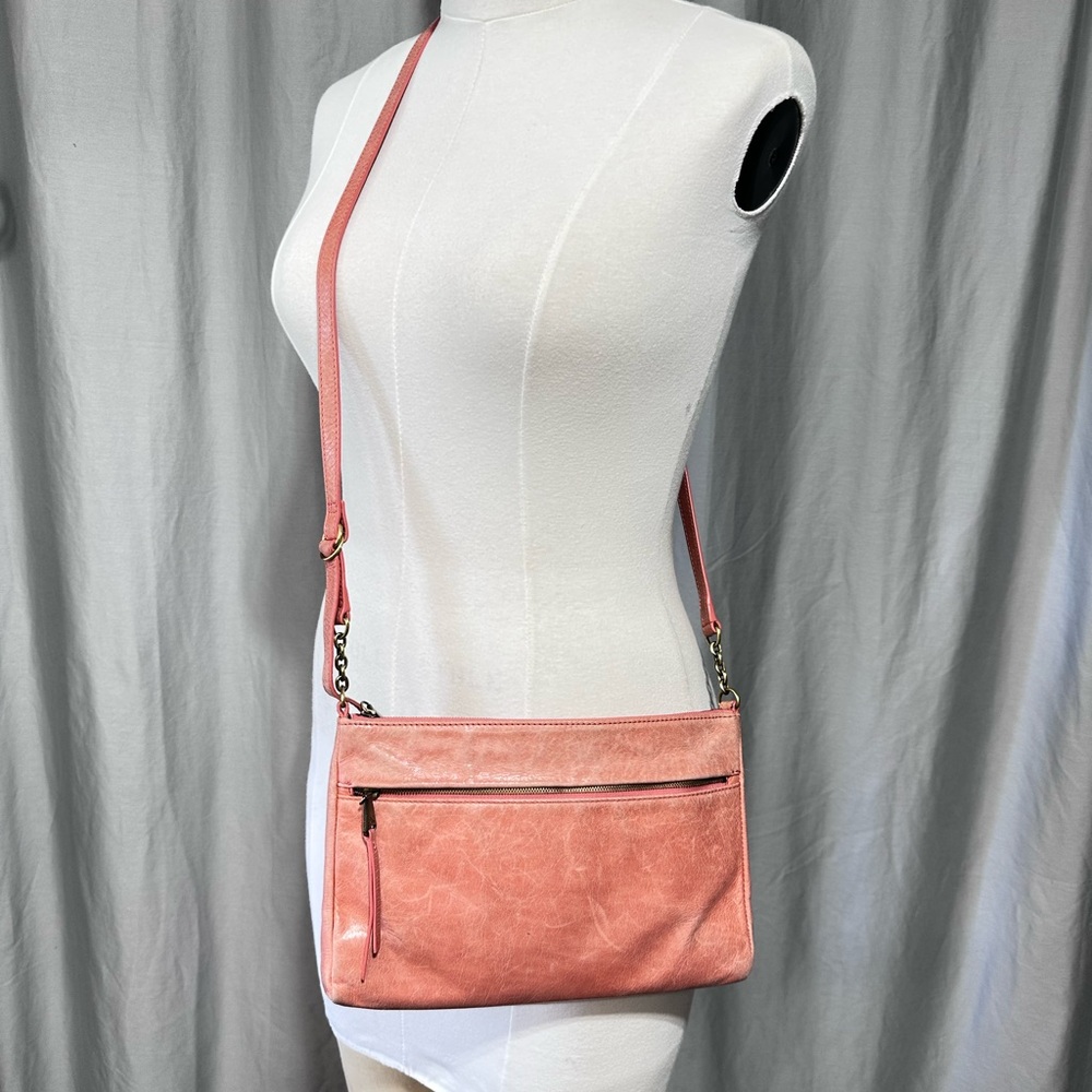 HOBO Stroll Slim Crossbody Bag Peach Leather Wallet Purse Organizer Bag - Picture 8 of 9